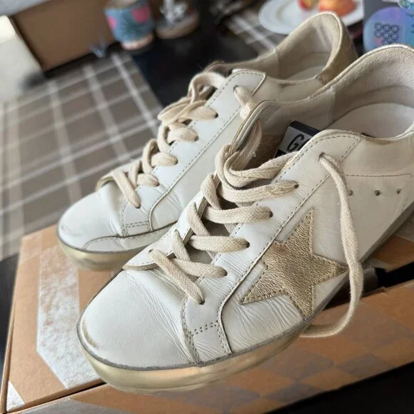 Golden Goose Sneakers Women Size 6 White and Gold - Picture 5 of 8